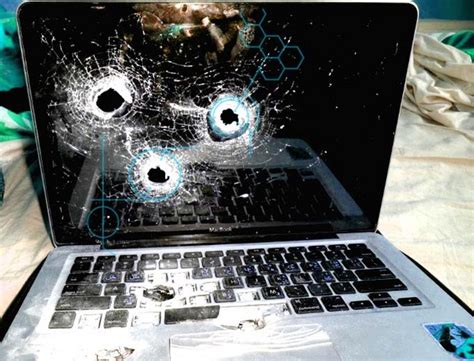 Cara Menghancurkan Laptop dengan Santai